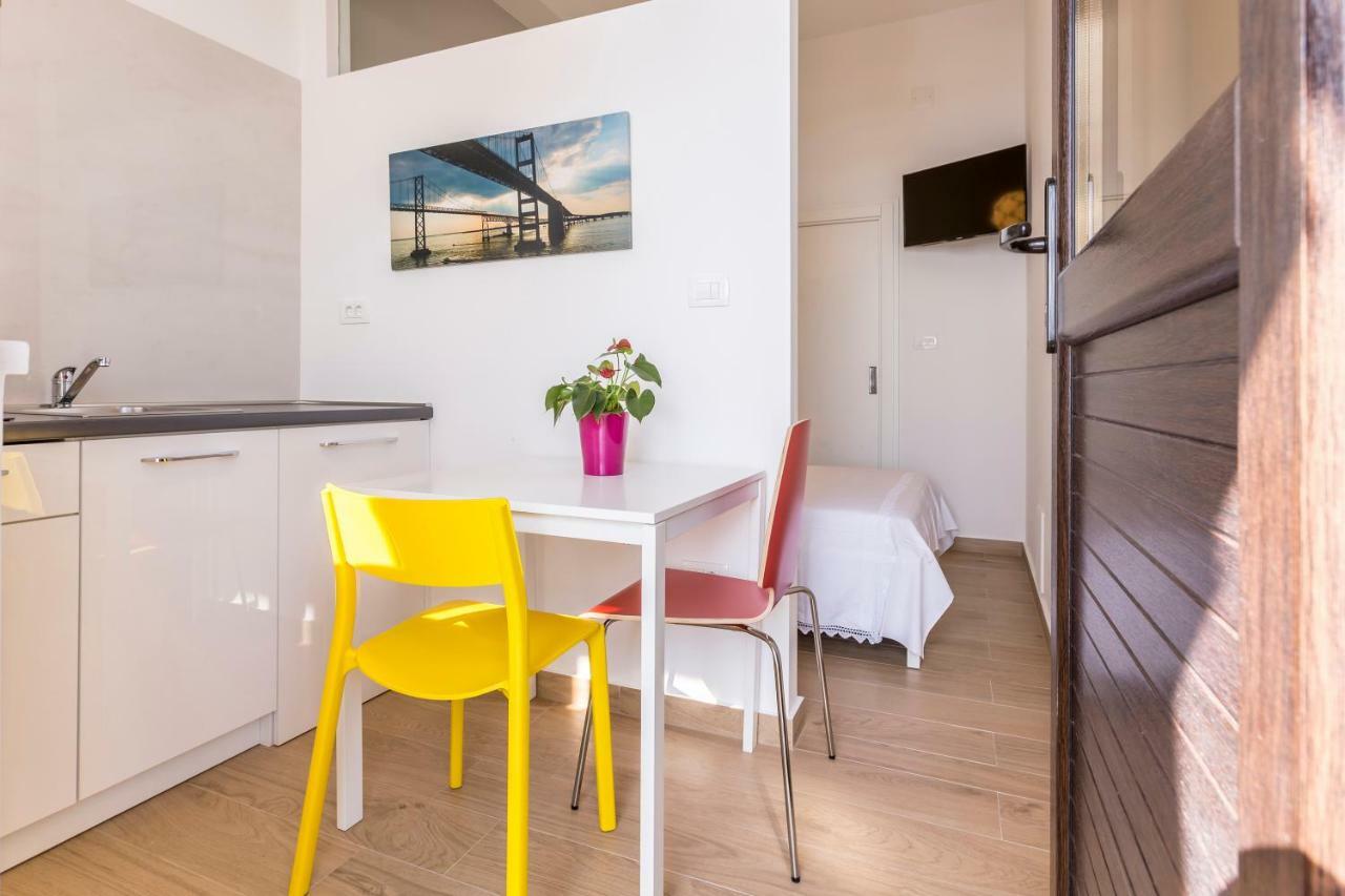 Apartments Sea Shore Split Exterior photo